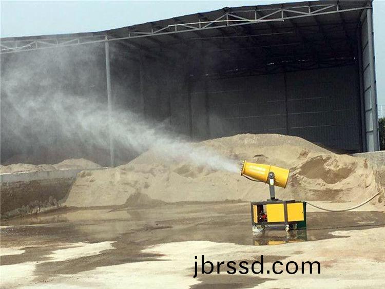 100米(mi)霧礮機(ji)